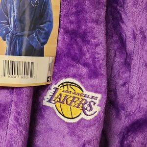 NBA Los Angeles Lakers Purple Robe